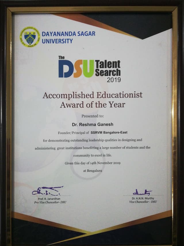 ACCOMPLISHED EDUCATIONIST AWARD OF THE YEAR